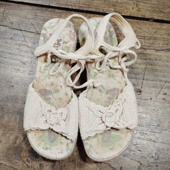 MUDD Sz 8 Sandals Wedge Espadrille Macrame Shoes Festival Boho Ankle Tie - Picture 1 of 8
